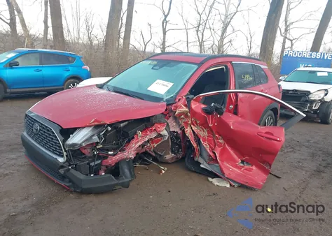 2023 Toyota Corolla Cross Xle from USA, damaged, VIN 7MUDAABG0PV075695